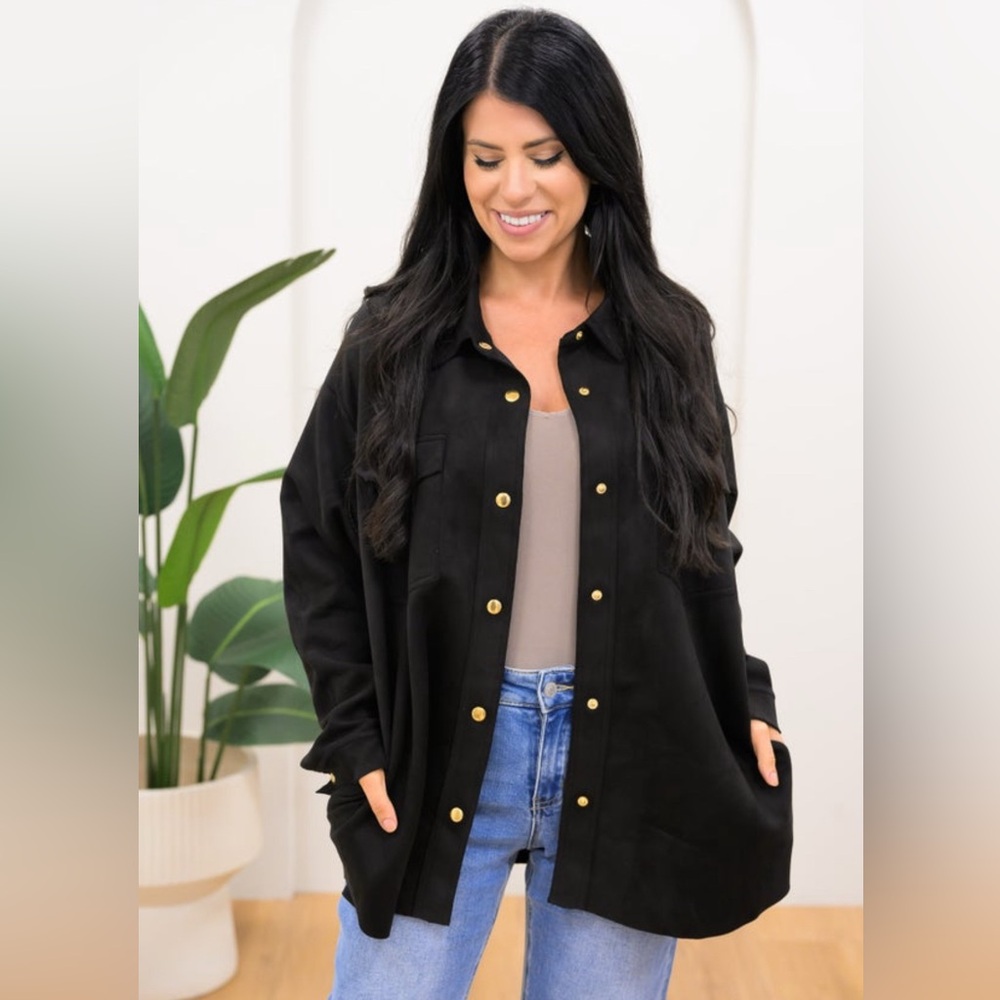 Faux SUEDE GORGEOUS Hyfve black stretchy shacket button down